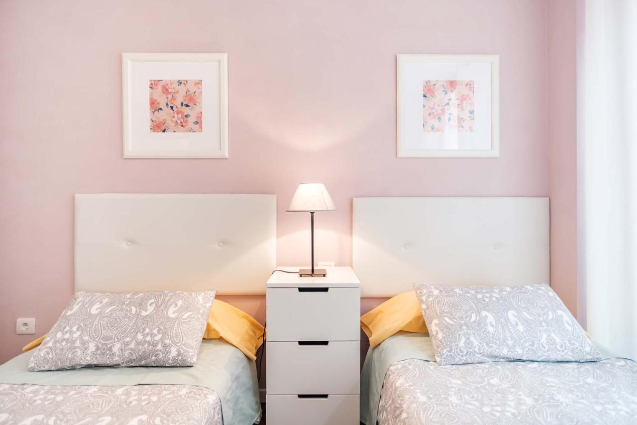 Stylish And Chic City Center Apartment With Wifi La Laguna  Exterior photo